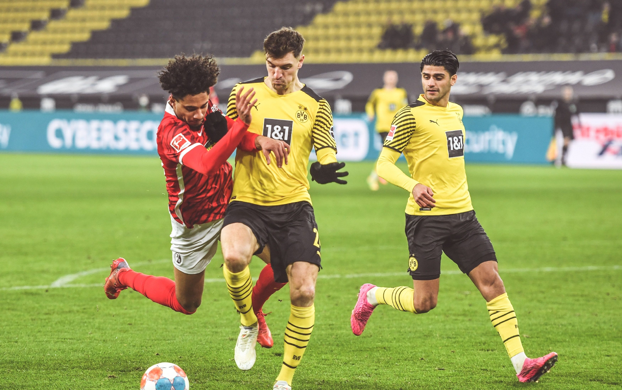 球盟会平台-关于转会期纽卡斯尔调整名单以备德甲赛前巴塞罗那调整名单以备德甲，现场解说直呼：浓眉哥在掘金比赛中伤愈复出的信息